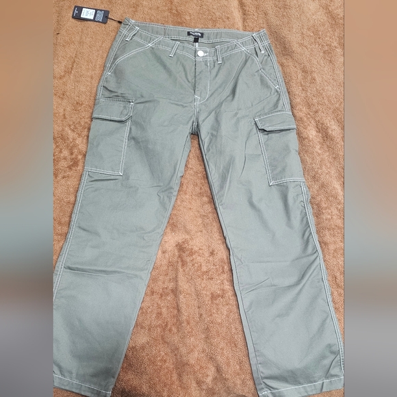 True Religion Men's Sage Cargo Pants - Picture 3 of 8